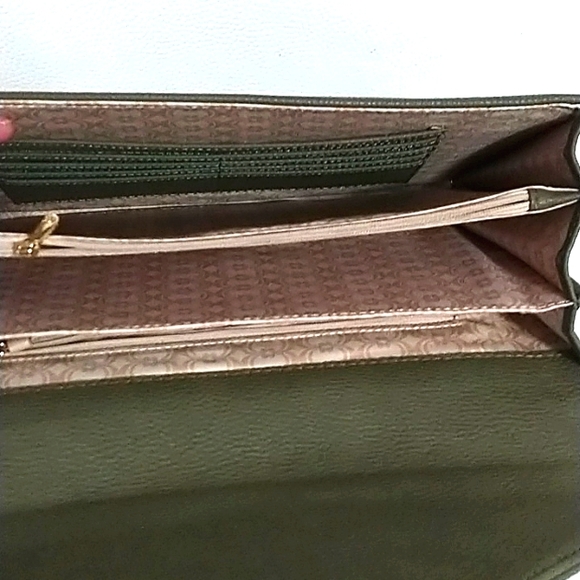 Charming Charlie Army Green Oversized Clutch - Picture 5 of 9